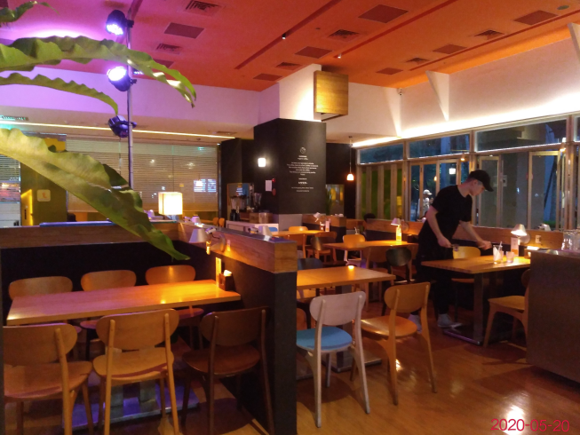 LA CAFE