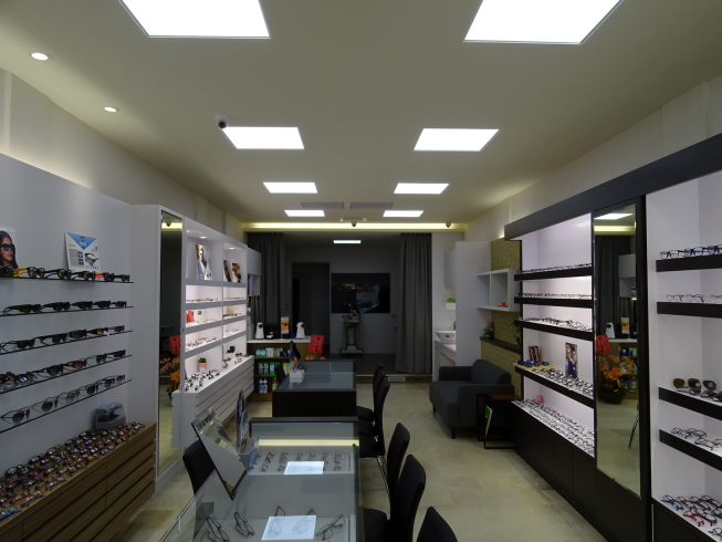 宏恩眼鏡-美村門市